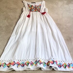 Wells Grace Cotton embroidered maxi dress. Sz M